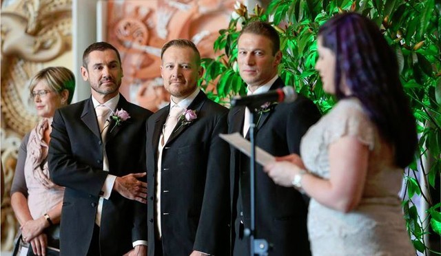 Aussie Gay Couple Wed in New Zealand
