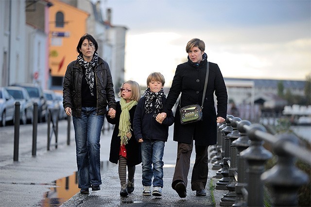 Children Of Same-Sex Couples Are Happier And Healthier Than Peers, Research Shows